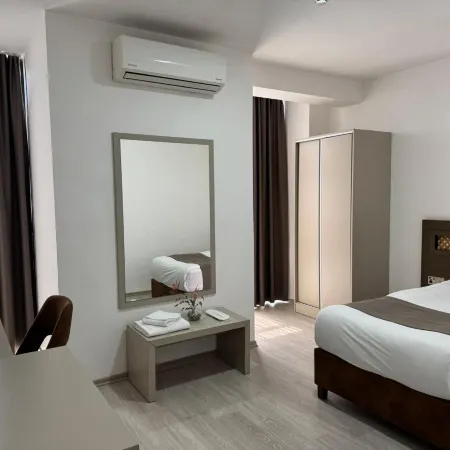 Alya Rooms