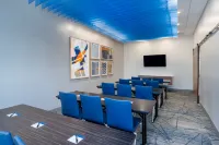 Holiday Inn Express & Suites LEXINGTON W - VERSAILLES by IHG - Wifi