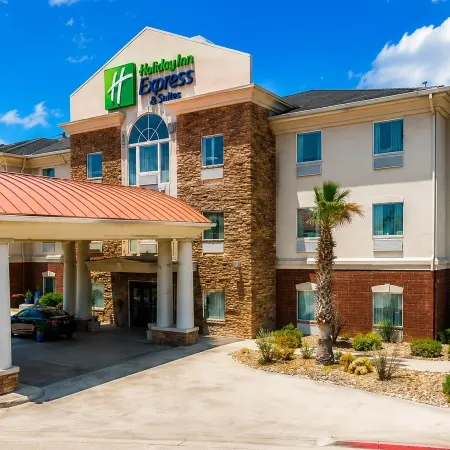 Holiday Inn Express Kenedy by IHG