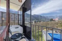 Echor Himalayan Aurum Manali - vue sur la montagne