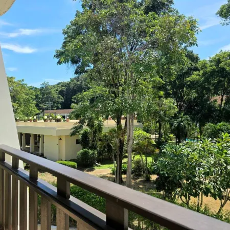 Hotel and Beach Bungalow at Lanta Resort