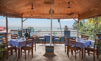 The Hawaii Comforts