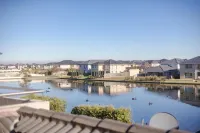 Stayau Magnificent Lakefront Villa Stunning Views - Wifi