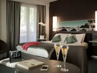 Hôtel Mercure Pont d'Avignon Centre Hotels in Villeneuve-lès-Avignon