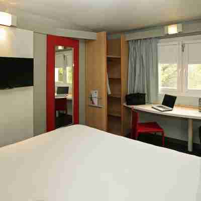 ibis Nîmes Ouest Rooms