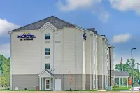 Microtel Inn & Suites by Wyndham Philadelphia Airport Ridley