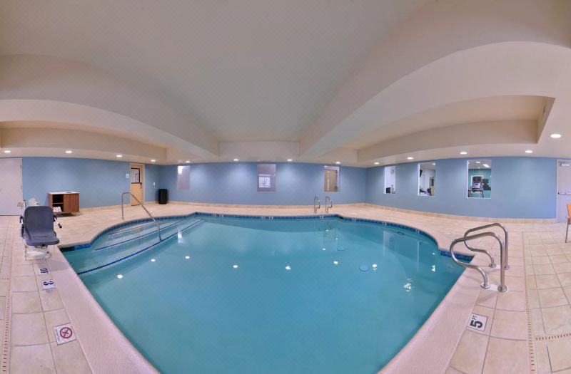 Holiday Inn Express Stockton Southeast by IHG photo 2