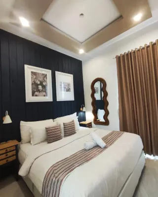 Aline Villa Hotels in 