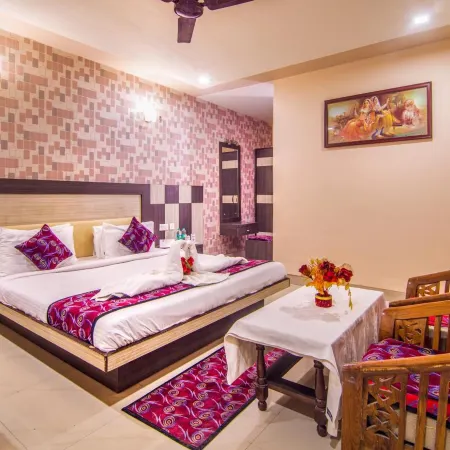 Hotel Ganpati Palace Hotels in Mathura