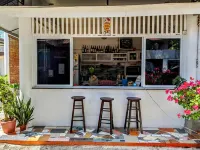 MDF Beach Resort - bar