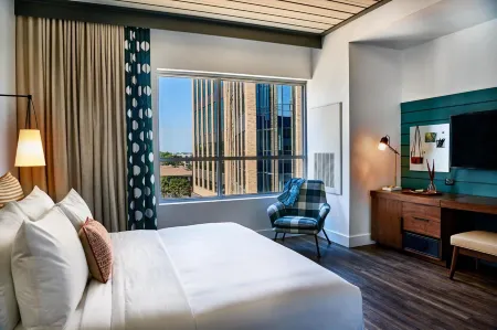 The Casso, Raleigh, A Tribute Portfolio Hotel Отели рядом с достопримечательностью «Уэйк Крисчен Академи»