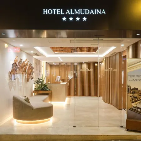 Hotel Almudaina Отели рядом с достопримечательностью «Старый город»