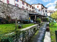 B&B Entro le Mura Hotele w: Bergamo