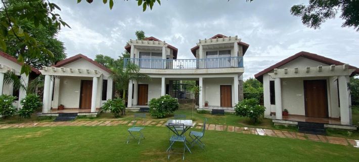 Las Cabanas Resort Отели в г. Пушкарь