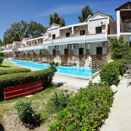 Pasiphae Hotel