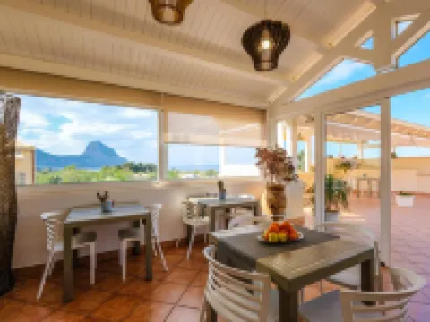 Cala di Ponente Hotéis em Castelluzzo