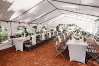Hotel am Fluss - parcheggio