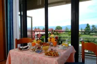 Hotel Holiday Các khách sạn ở 