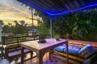 See Sea Backpackers House