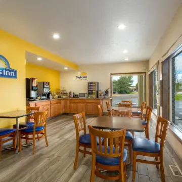 Days Inn by Wyndham Delta