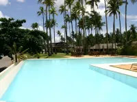 Kuting Reef Resort - Beach