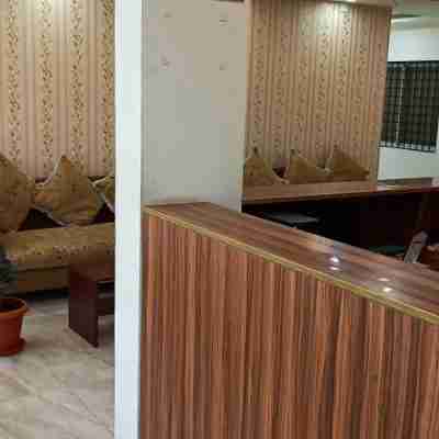 iROOMZ Suchira旅館 Others