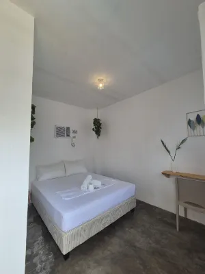 Camotes Hostel Resort Hotels in San Francisco