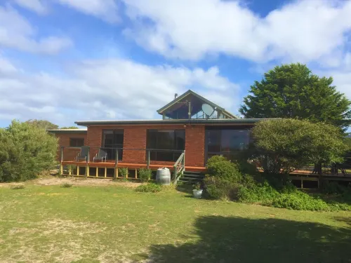 Sandpiper Ocean Cottages - parking
