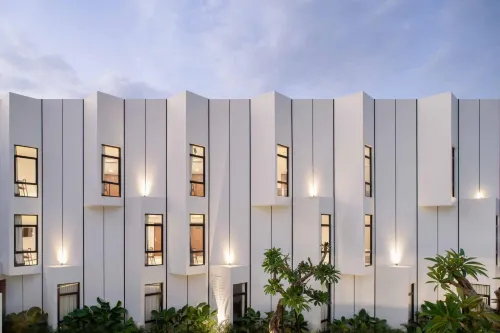 JW Naungan Coliving - Pool
