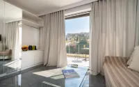 24K Athena Suites