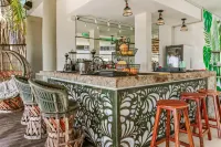 Luciana Hotel & Beach Club - bar