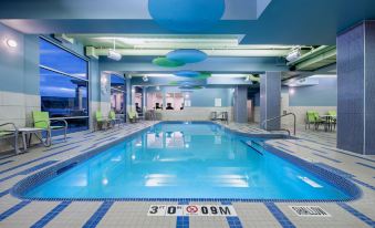 Holiday Inn Express & Suites Kelowna - East