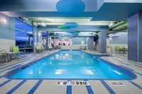 Holiday Inn Express & Suites Kelowna - East