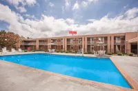 Ramada by Wyndham Wytheville Các khách sạn ở Wytheville