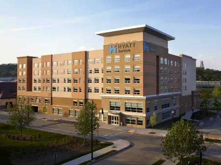 Hyatt House Pittsburgh South Side Отели рядом с достопримечательностью «Храм познания»