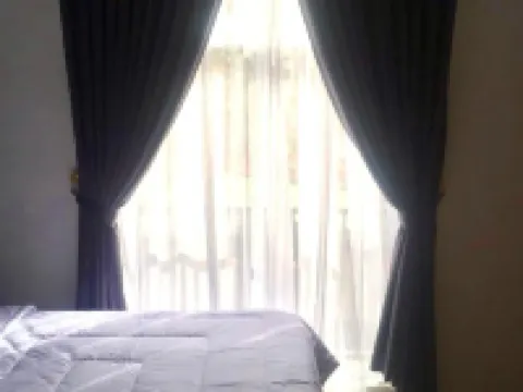 HOTEL SIMPANG SINGKAWANG Hoteles en Pasiran