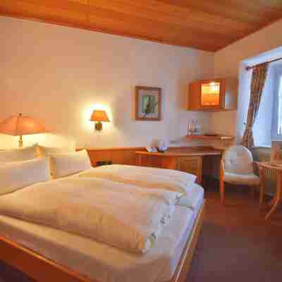Schloß-Hotel Petry Rooms