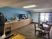 Days Inn by Wyndham Sioux Falls Airport - sarapan