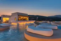 Isla Brown Corinthia Resort & Spa, Curio Collection by Hilton - piscina