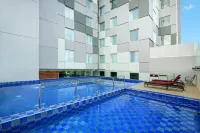 Ibis Styles Makassar Sam Ratulangi - ที่มีสระว่ายน้ำ