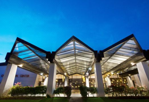 노보텔 마나도 골프 리조트 전경