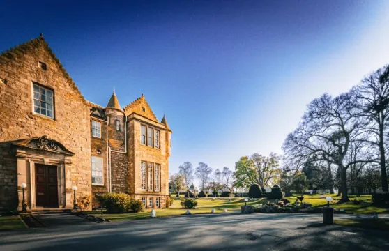 基爾康克爾城堡酒店