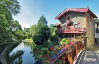 Hôtel Au Coq Dort Spa Hotel di Saint-Paul-de-Varax