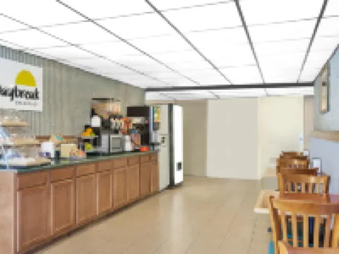 Days Inn by Wyndham Wilkes Barre Hotels in Luzerne County