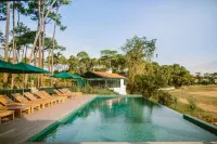Hôtel les Hortensias du Lac - Pools