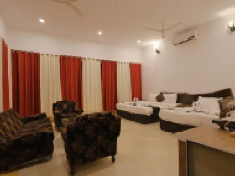 Nature's Sprout Wildmark Kanha Hotels in Mandla