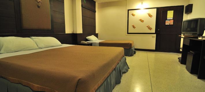 Kulwadee Hotel Hotele w: Sisaket
