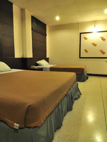 ห้องดีลักซ์พร้อมเครื่องปรับอากาศ