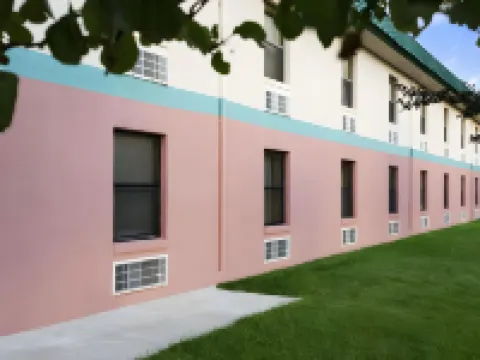 Days Inn by Wyndham Park City Kansas Hotels in Park City