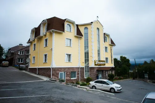 Bellmont Hotels in Gorod Zlatoust